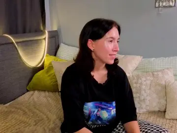 KarleenRatte  live sex cam