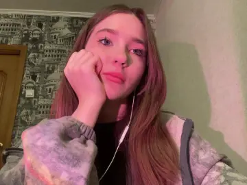 SyreetaEverson  live sex cam