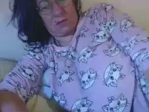 Ginnygi  live sex cam