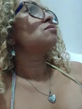 Snd224  live sex cam