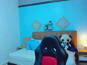 Miiaabloom  live sex cam