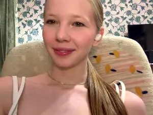 MabelleSchifko  live sex cam