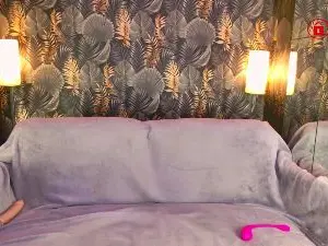 MadyMoan  live sex cam
