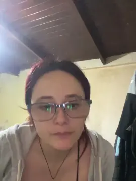 Blanquita37  live sex cam