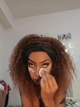 Elleblue_sexy  live sex cam