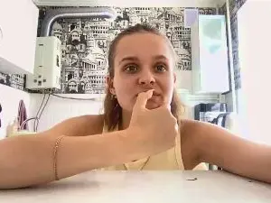 CherylHeroux  live sex cam