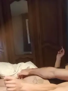 Couplesoumise  live sex cam