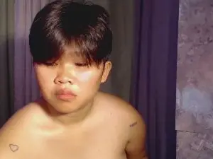 PinayTiara  live sex cam