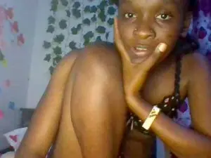 Sweetvibessh  live sex cam