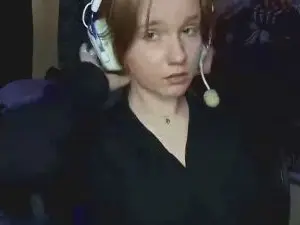 LorettePolino  live sex cam