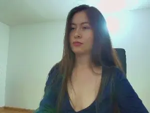 Lizbluee  live sex cam
