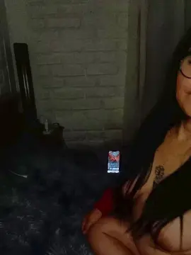 Gla347  live sex cam