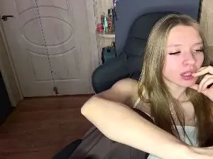 TanyaKotula  live sex cam