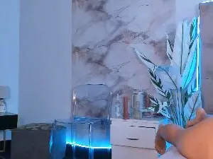 Maddyluxe  live sex cam