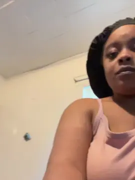 Mia2hot  live sex cam