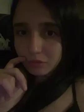 Rebeca200  live sex cam