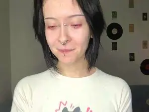 HeidiAkbari  live sex cam