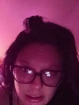 Tarababy39  live sex cam