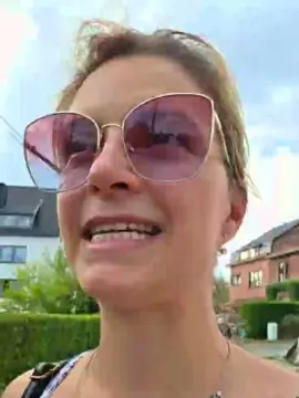 Valentina_Rossi  live sex cam