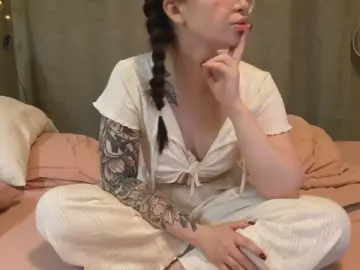 VoyDoll  live sex cam