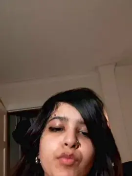 Skadeslut  live sex cam