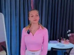 LatriciaDunigan  live sex cam