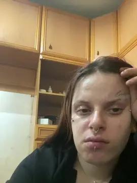 Tuhbichota  live sex cam