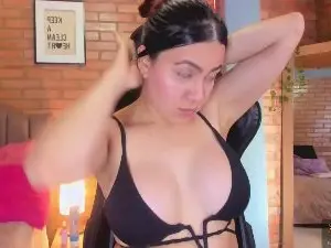 Luna_valmontt  live sex cam