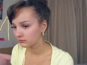LeshaKahre  live sex cam