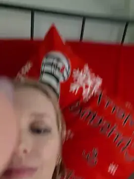 Michelina87  live sex cam