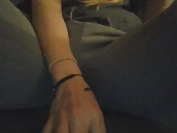 Bissigwild06  live sex cam