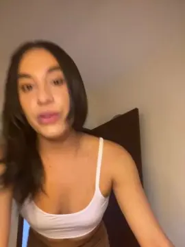 Luzz26  live sex cam