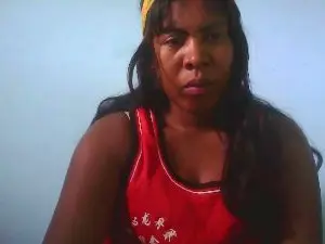 Donie1995  live sex cam