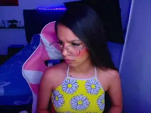 Room_kiitty  live sex cam