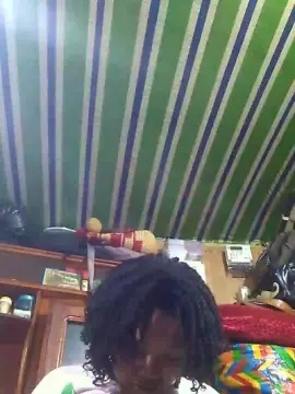 Ylina  live sex cam