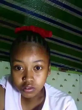 Ylina  live sex cam