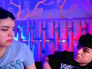 EmilyANDrew  live sex cam