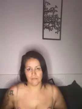 Foxxx86  live sex cam
