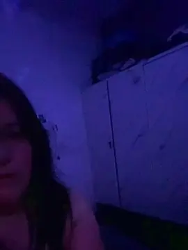 Foxxx86  live sex cam