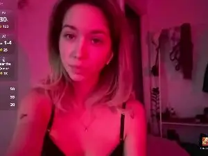 CarinaDrobot  live sex cam