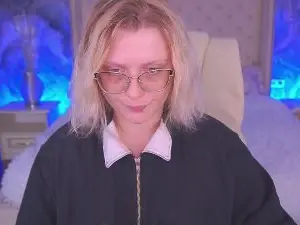 CoolTatiss  live sex cam