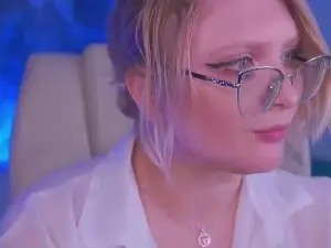 CoolTatiss  live sex cam
