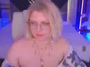CoolTatiss  live sex cam