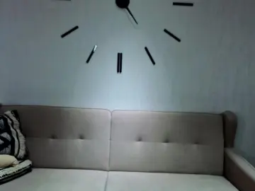 EssieSellner  live sex cam