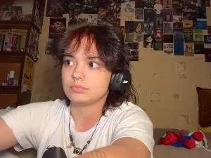 GwendaDesilva  live sex cam