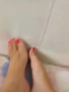 LadyFeetish  live sex cam