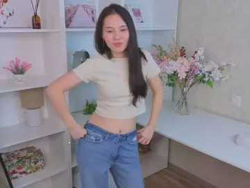 MaxineKrochmal  live sex cam