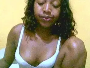 Aliciana_21  live sex cam