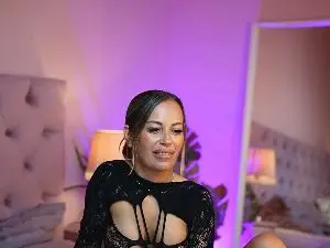 NicoleBella  live sex cam