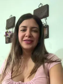 Tropicoqueta  live sex cam